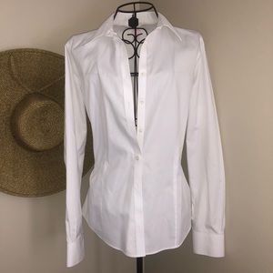 Women’s Button down (or up)